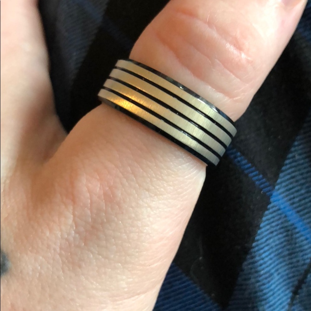 Stainless steel ring